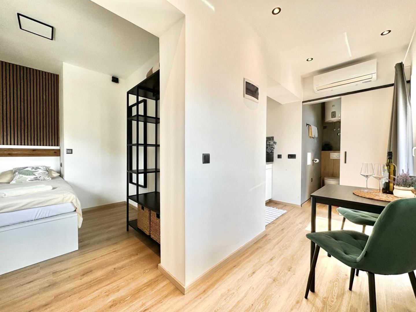 Charming Apartments Dodo Krk Town Exterior photo